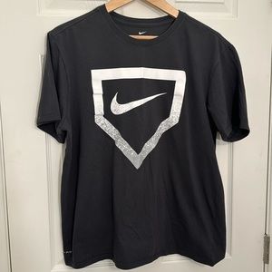 The Nike Tee Dri-Fit Athletic Cut Size XL